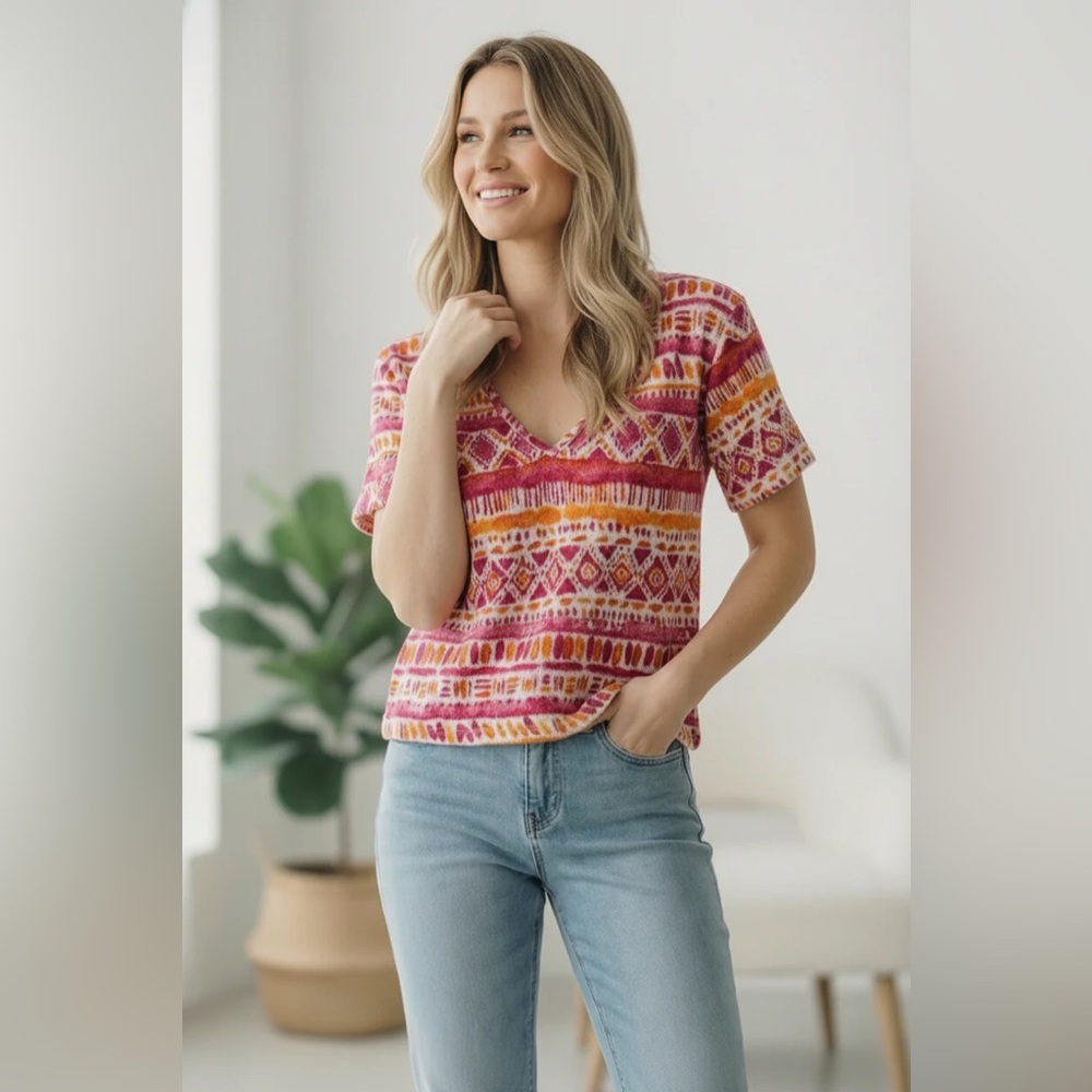 065 And the Why‎ Fuchsia & Orange Print V Neck Short Sleeve Top